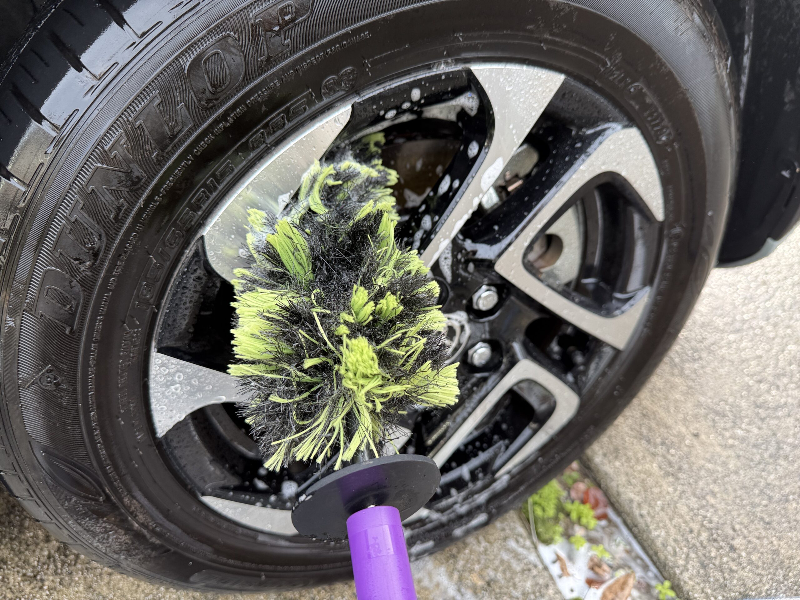 シエンタのホイールを洗浄