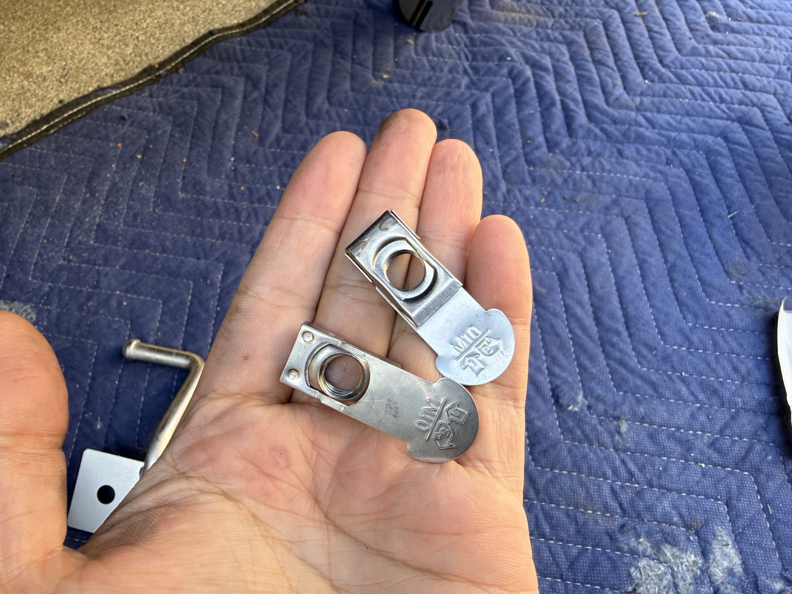 インプルナットM10