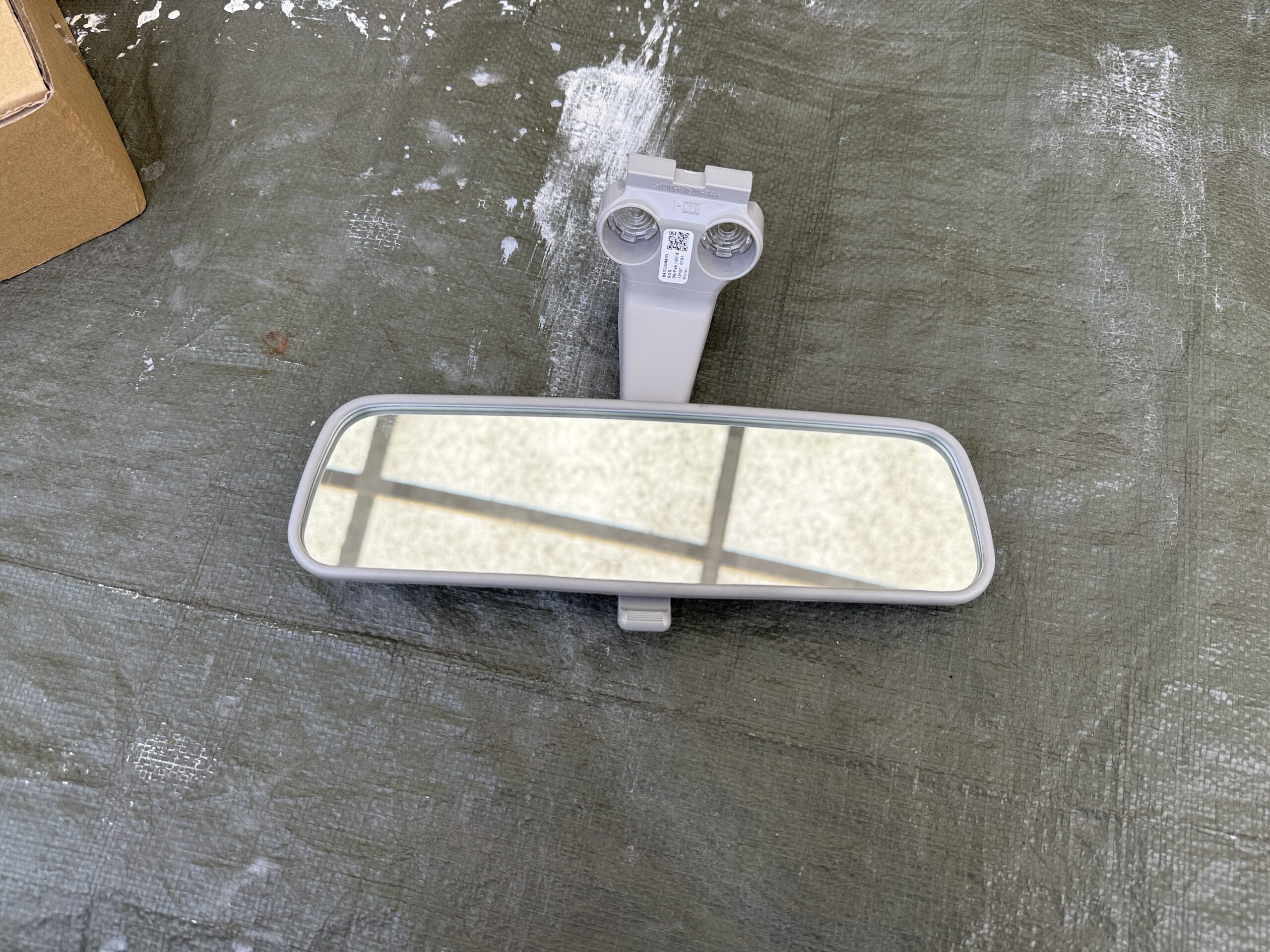 デリカD2の純正ルームミラー