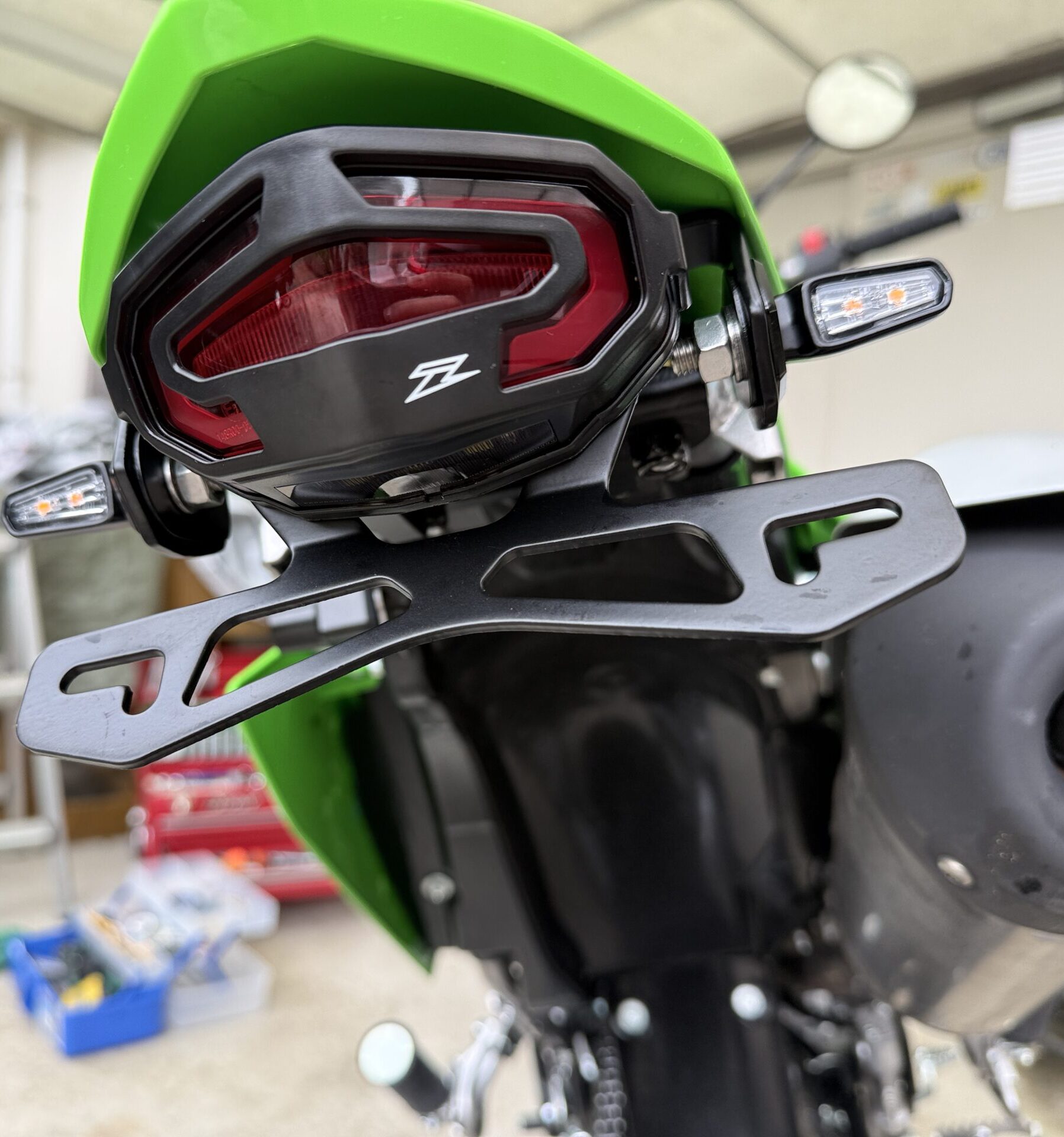 ZETAのLEDテールランプとKLX230