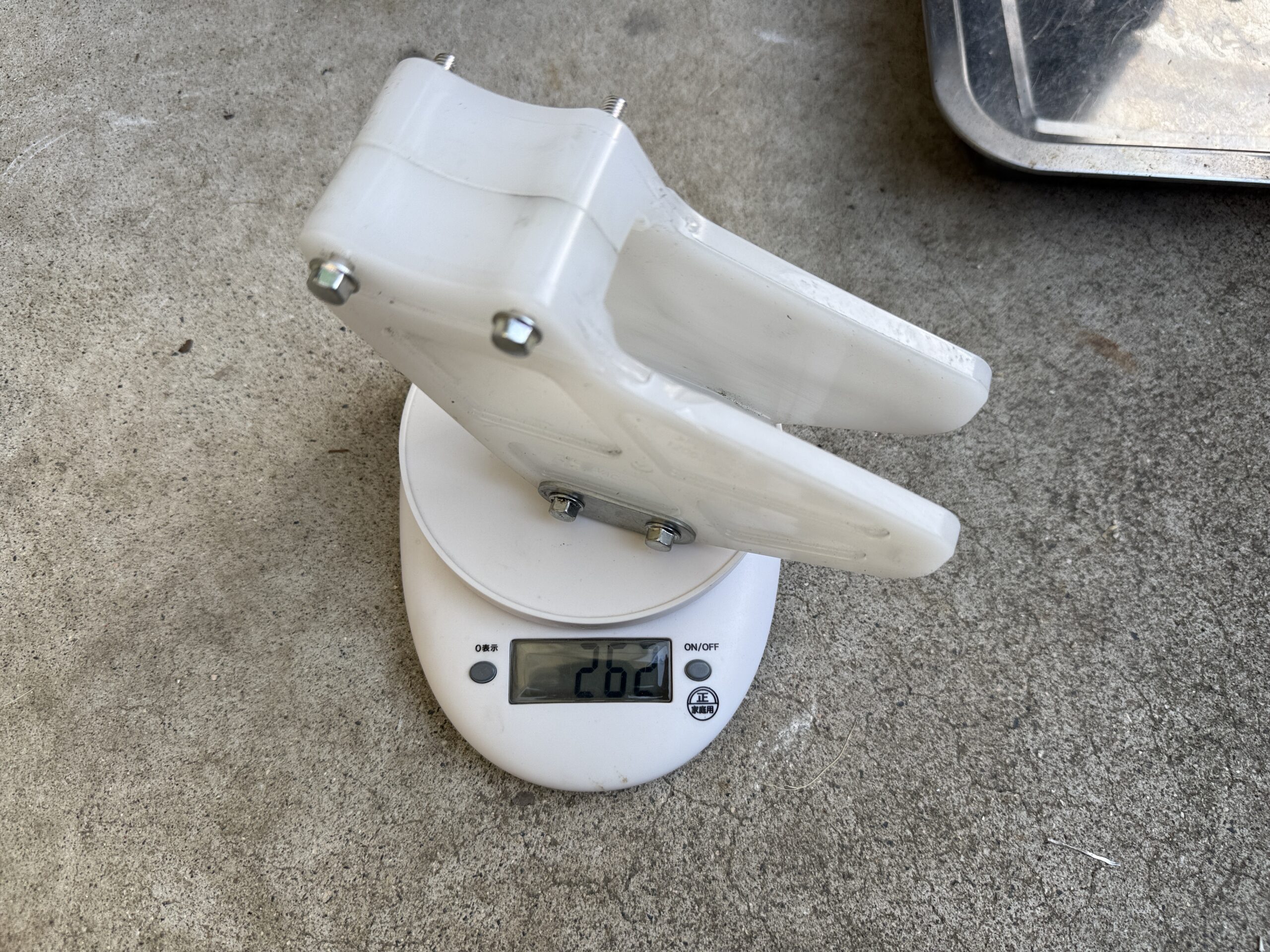 測りと純正のチェーンガイド
