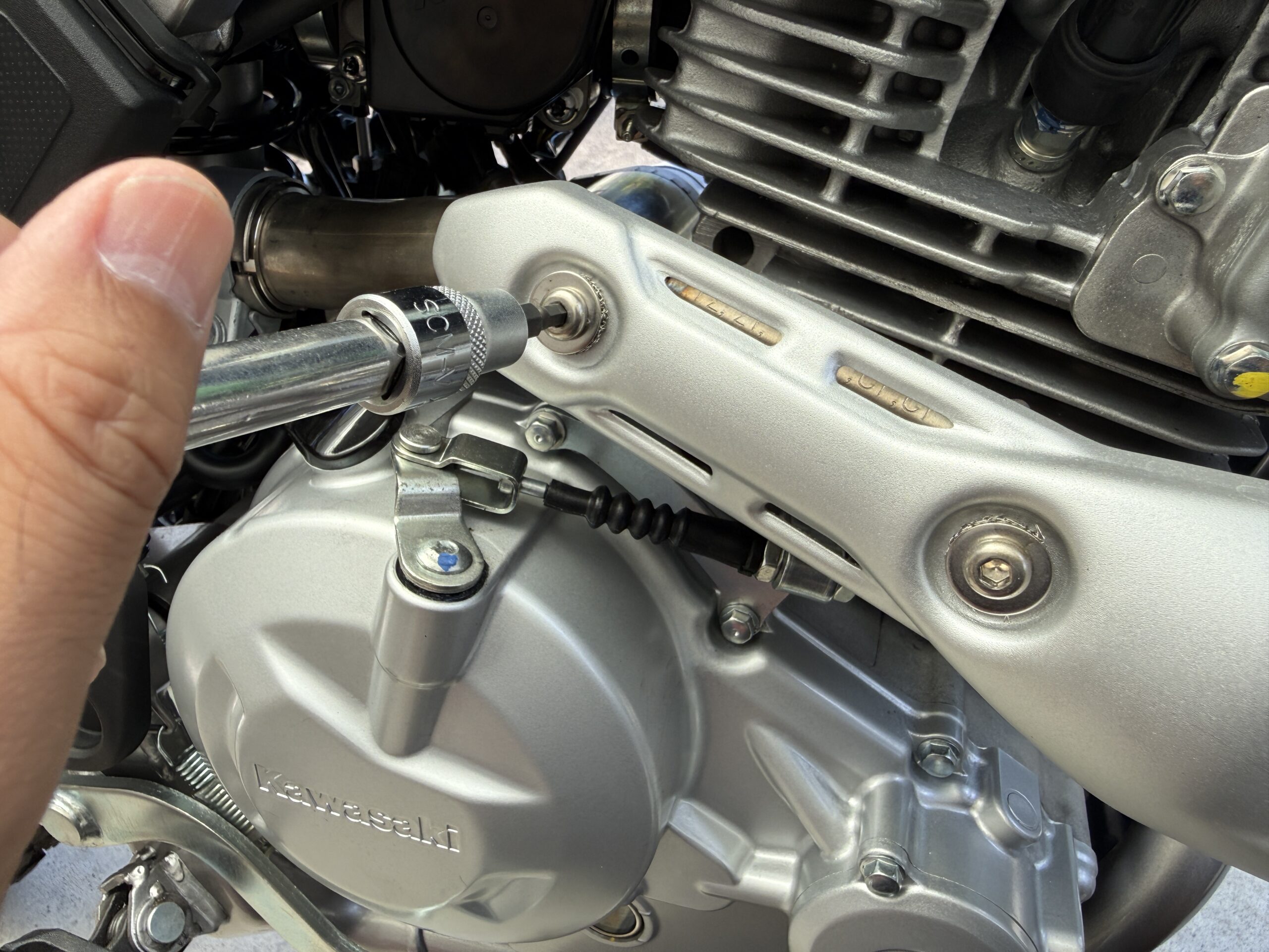 KLX230のヒートガード