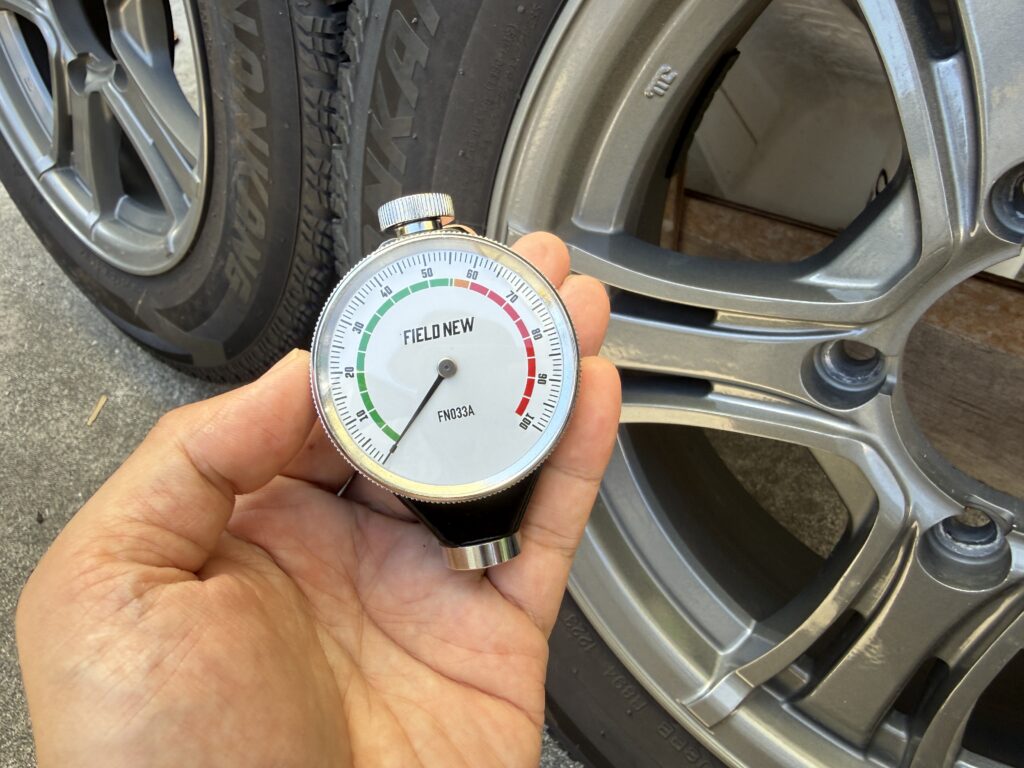 タイヤ用の硬度計